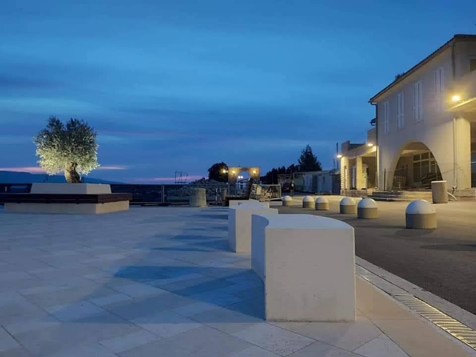 Manuela Apartment Сен Екстериор снимка