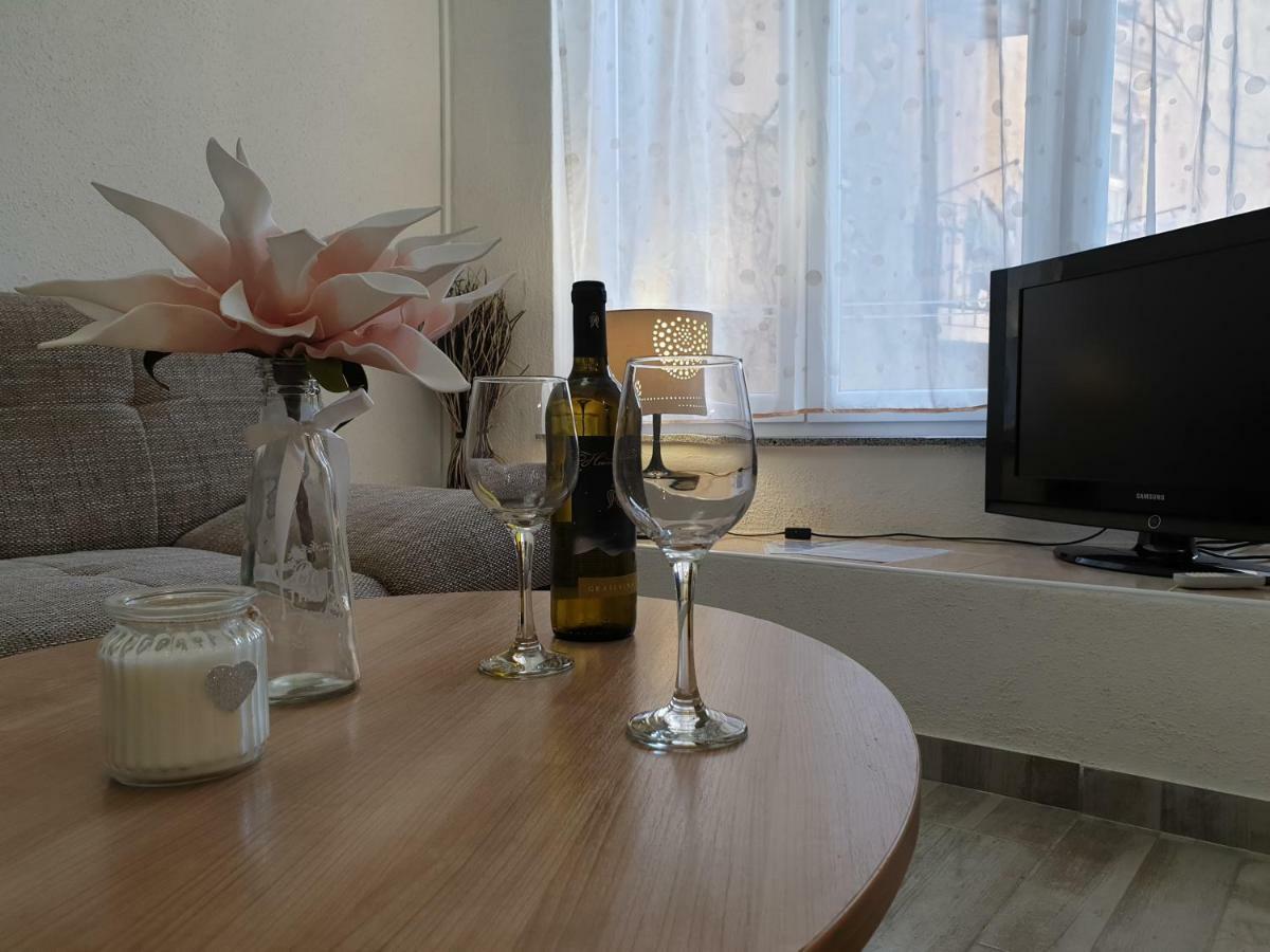 Manuela Apartment Сен Екстериор снимка