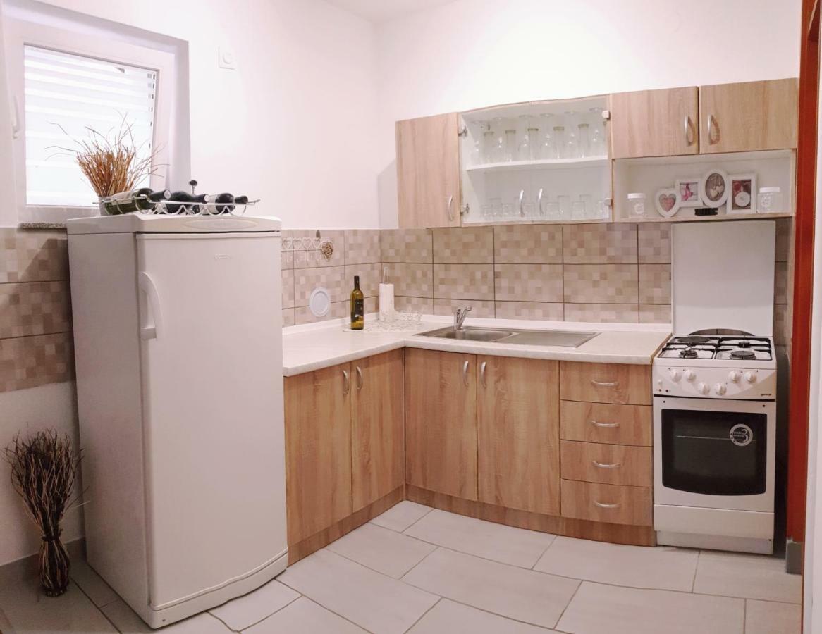 Manuela Apartment Сен Екстериор снимка